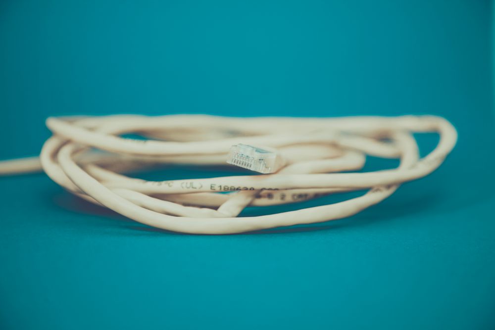 RJ45 커넥터가 달린 랜케이블